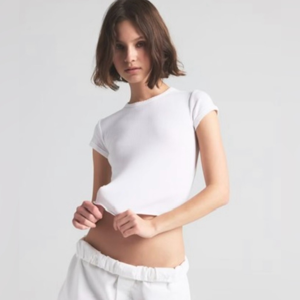 SKIMS Classic White Pointelle Baby Tee
